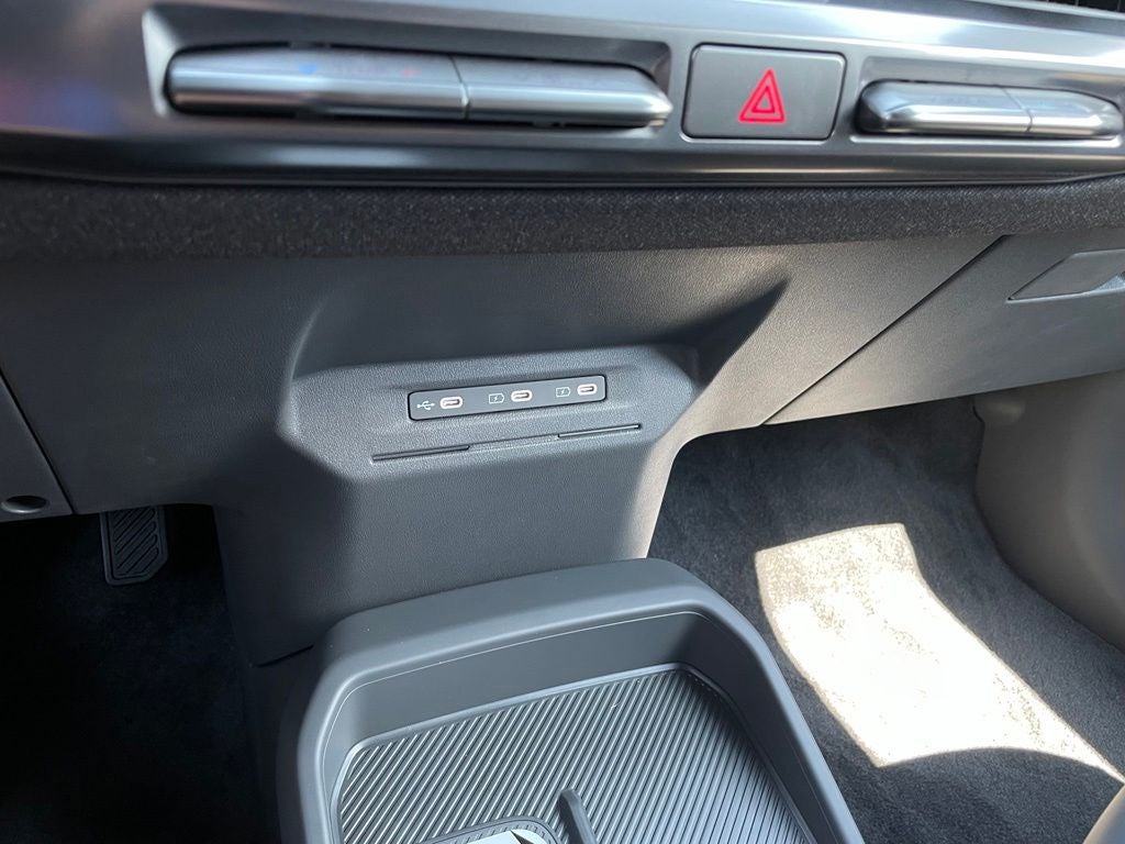 2027 Kia EV3 Base