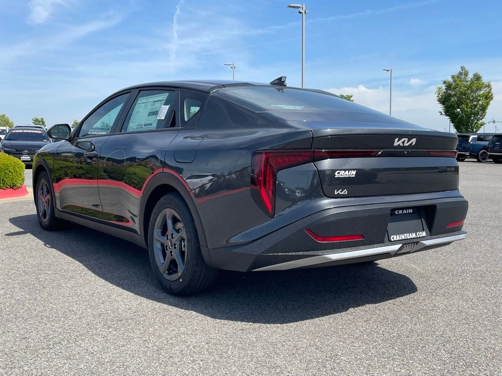 2026 Kia K4 LXS