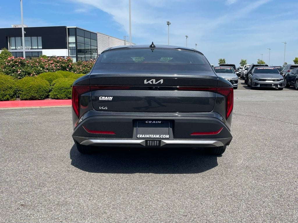 2026 Kia K4 LXS