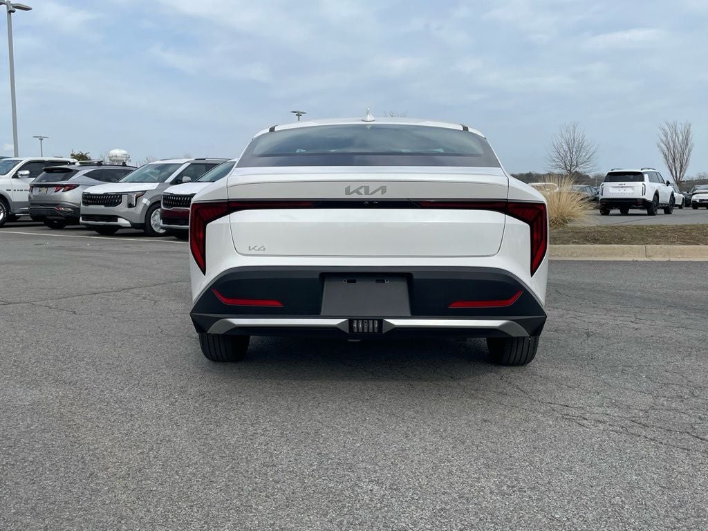 2026 Kia K4 LX