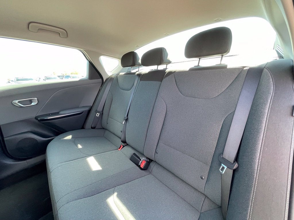 2027 Kia K4 LXS