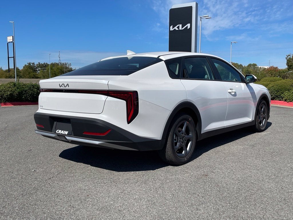 2027 Kia K4 LXS