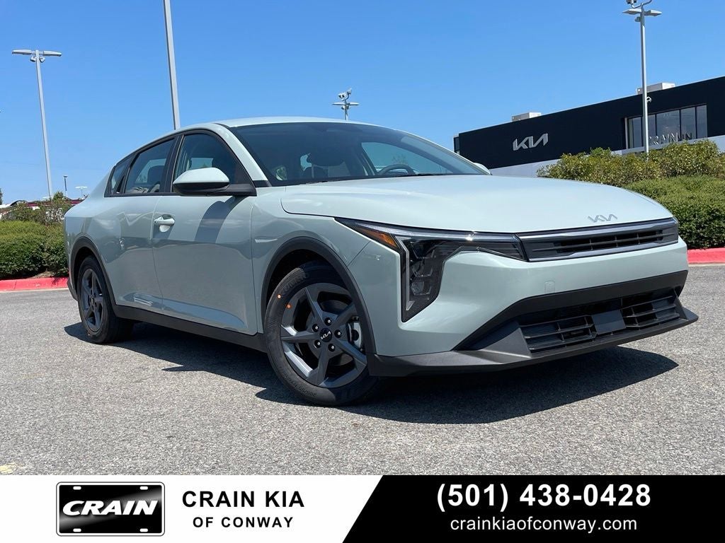 2026 Kia K4 LXS