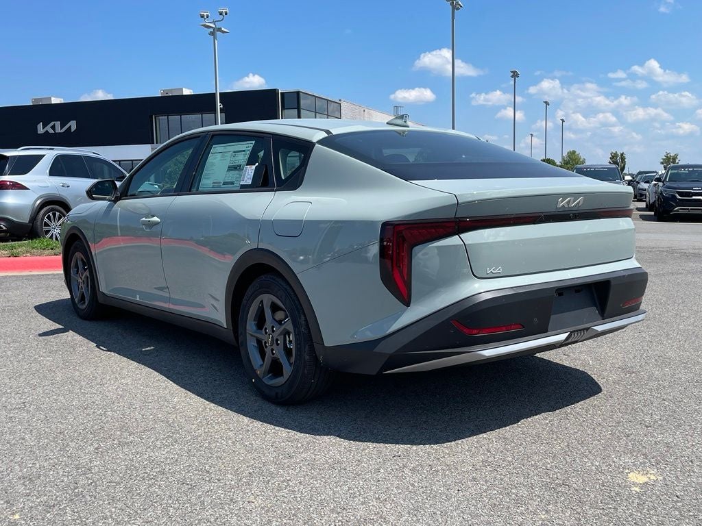 2026 Kia K4 LXS