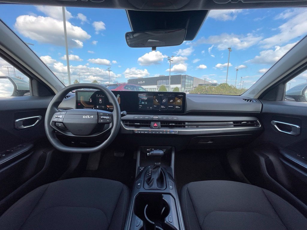 2027 Kia K4 LXS