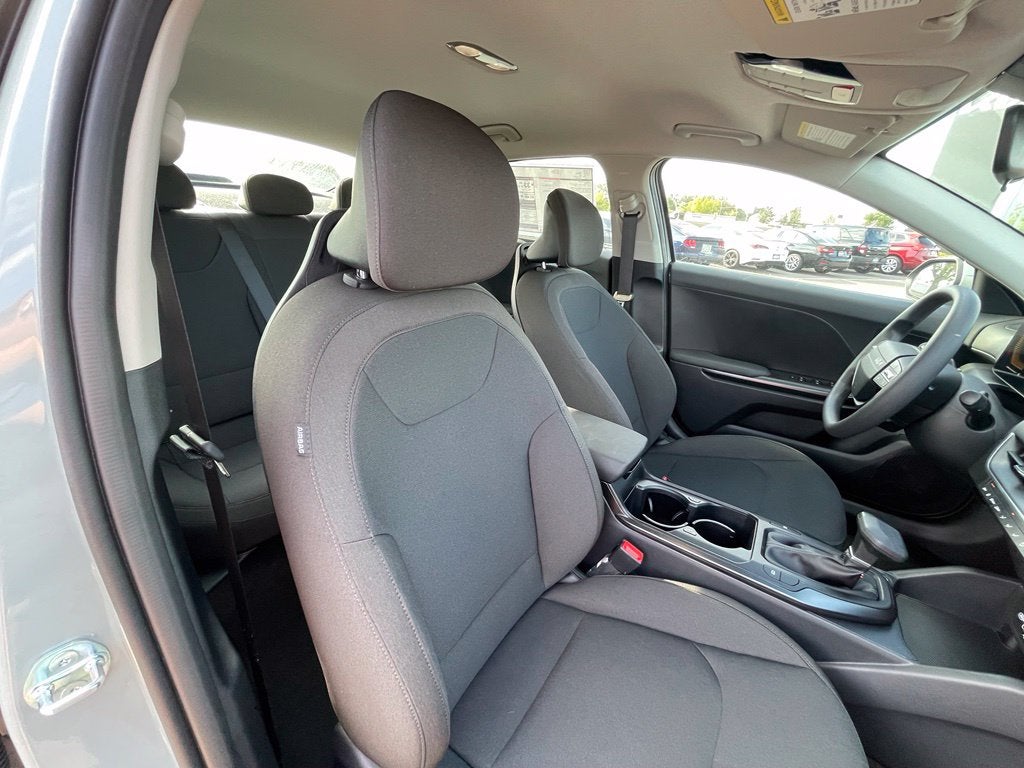 2027 Kia K4 LXS