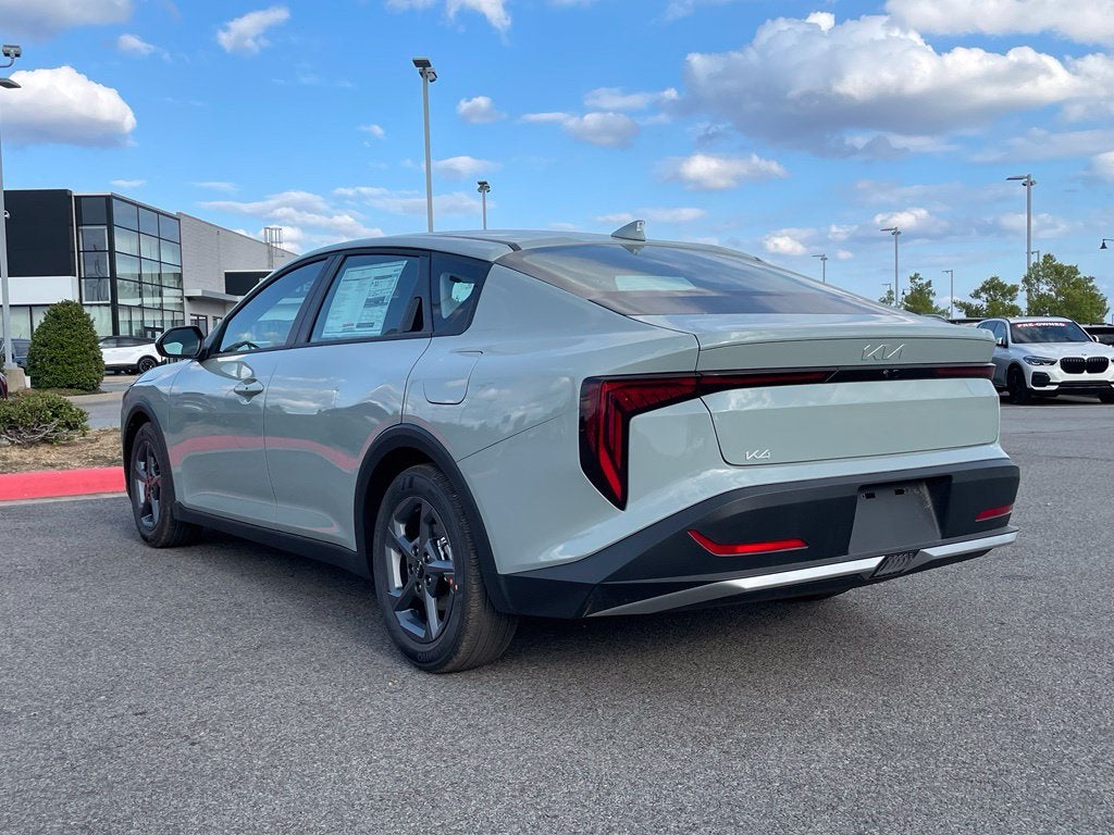 2027 Kia K4 LXS