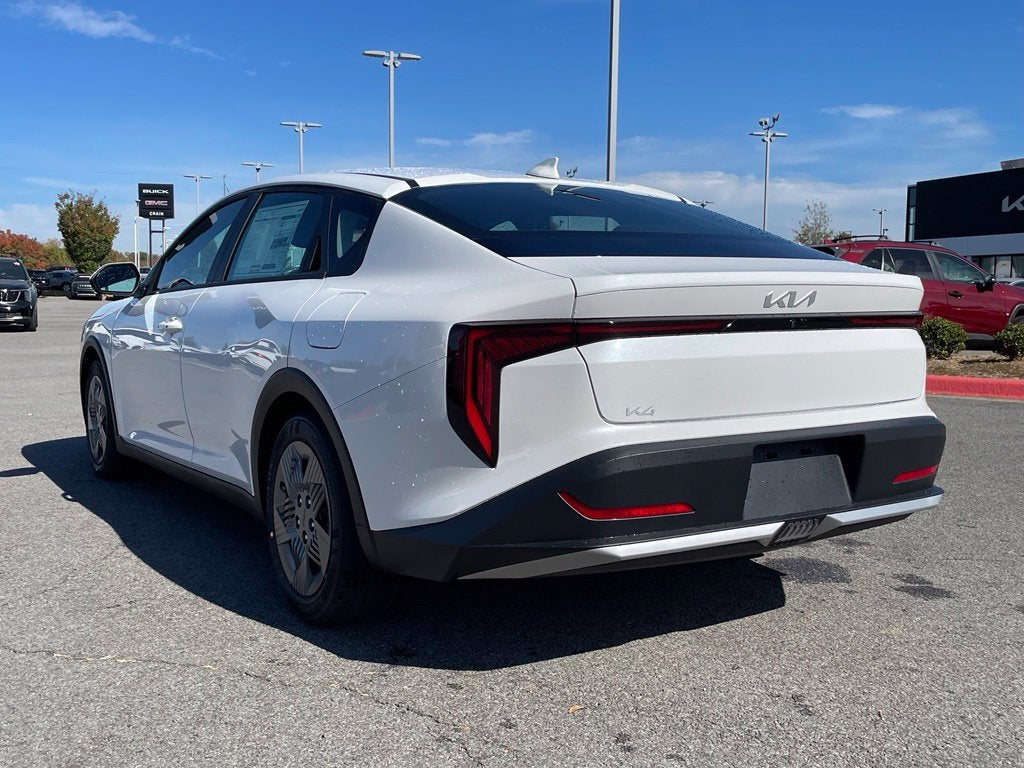 2027 Kia K4 LX