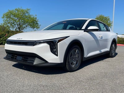 2026 Kia K4 LX