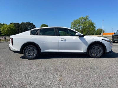 2026 Kia K4 LX