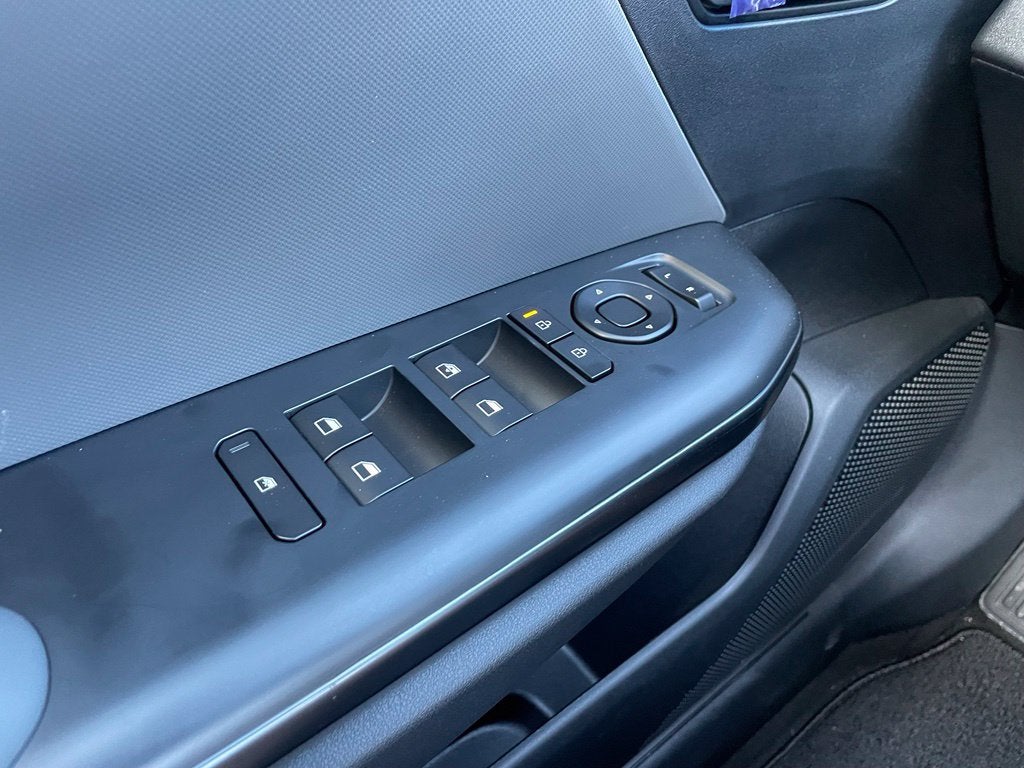 2027 Kia K4 LXS