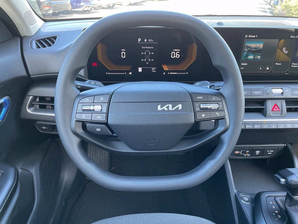 2027 Kia K4 LXS