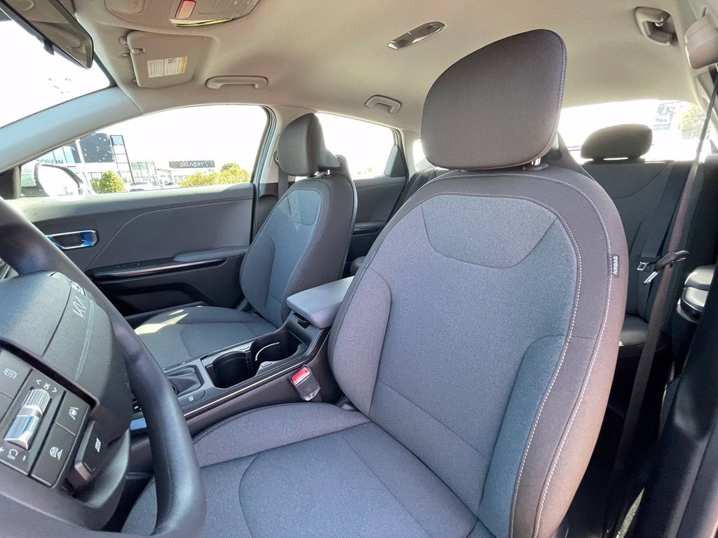 2027 Kia K4 LXS