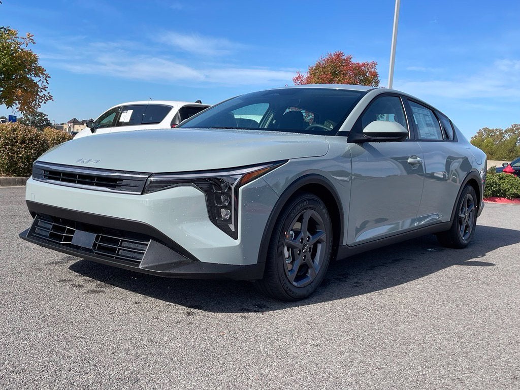 2027 Kia K4 LXS