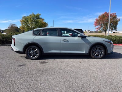 2027 Kia K4 LXS