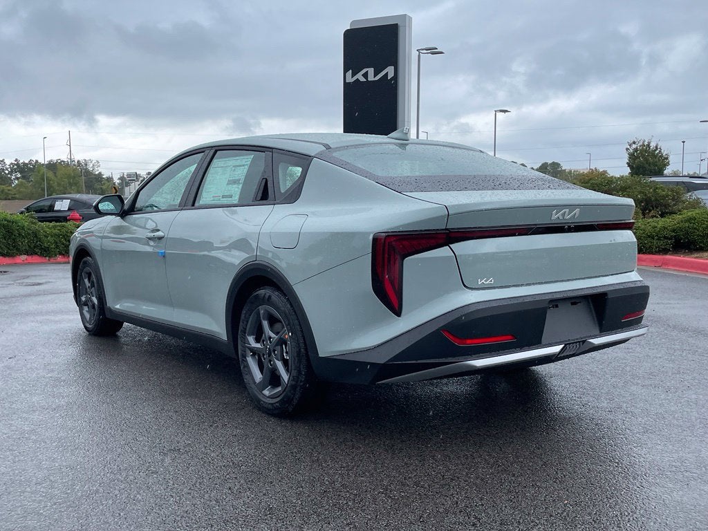 2027 Kia K4 LXS