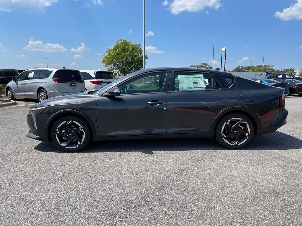 2026 Kia K4 EX