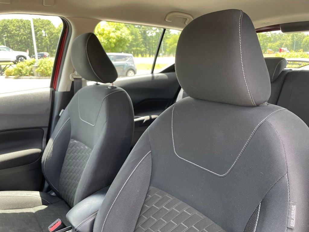 2022 Nissan Kicks SV