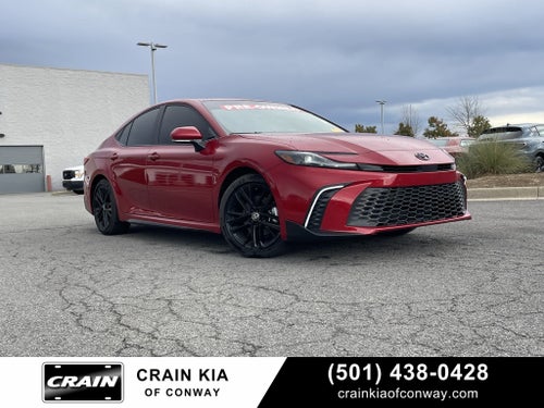2025 Toyota Camry SE