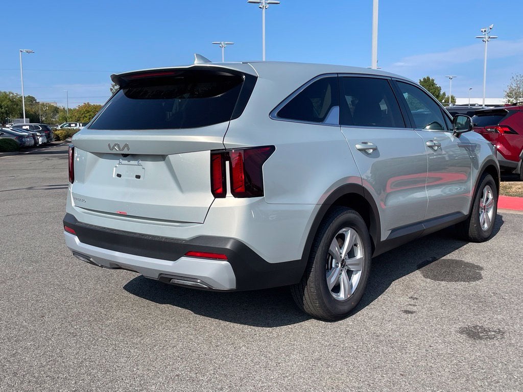 2026 Kia Sorento LX