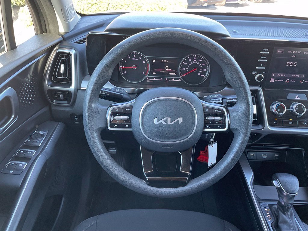 2022 Kia Sorento LX