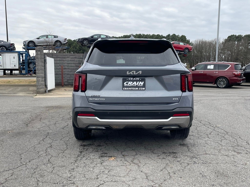2025 Kia Sorento S