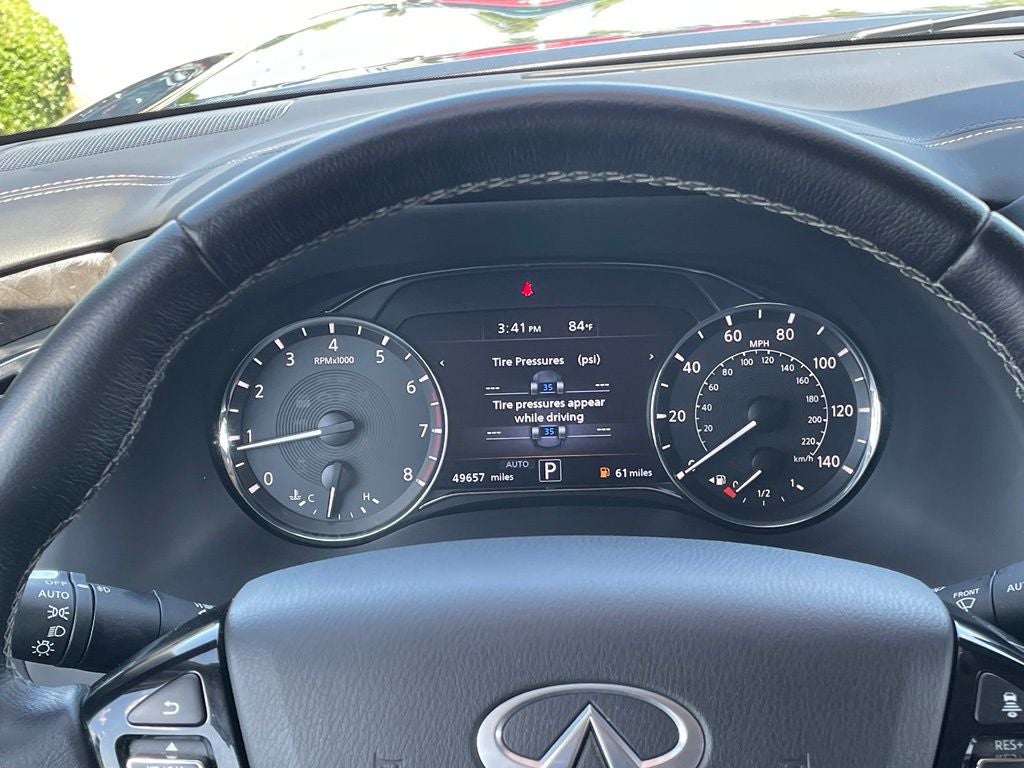 2024 INFINITI QX80 LUXE