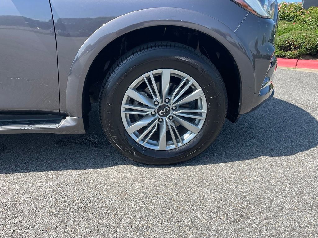 2024 INFINITI QX80 LUXE