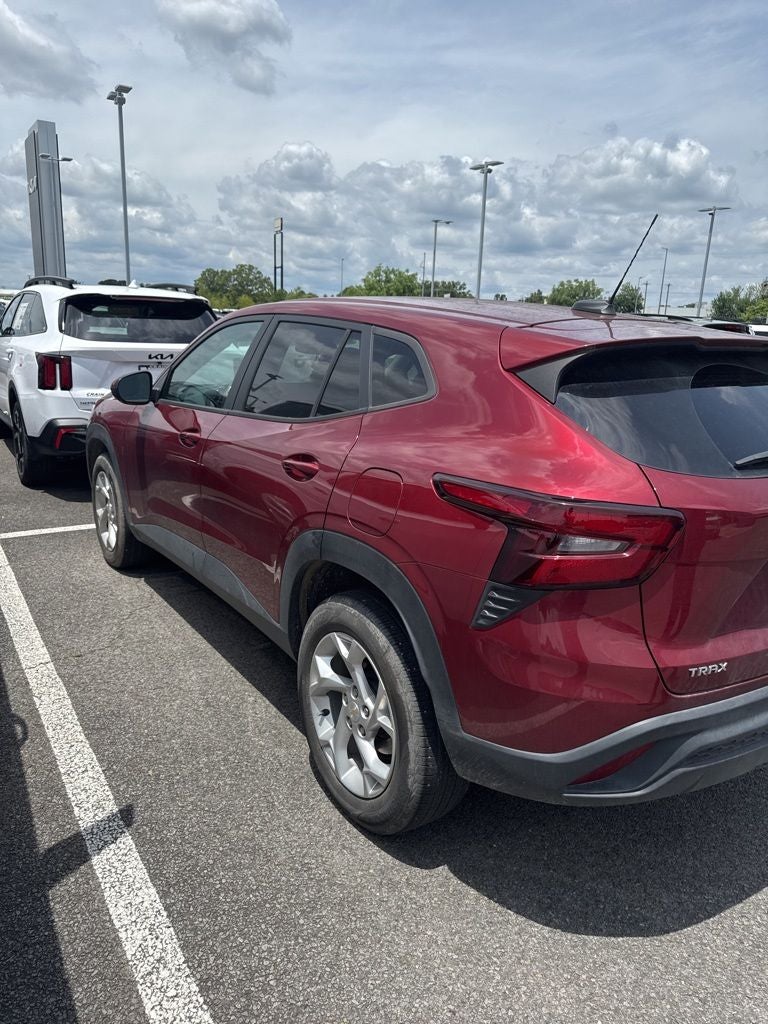 2025 Chevrolet Trax LS