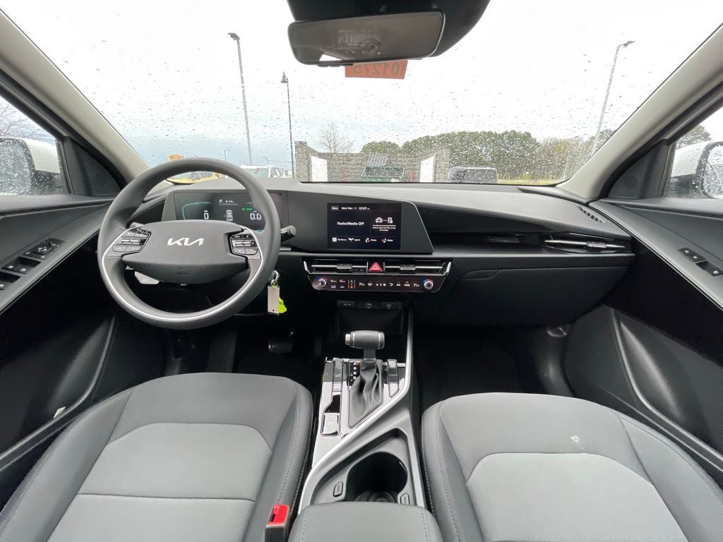 2026 Kia Niro LX