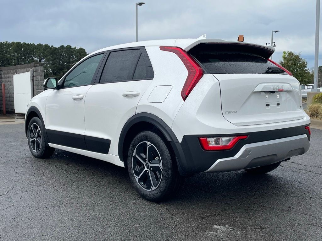 2026 Kia Niro LX
