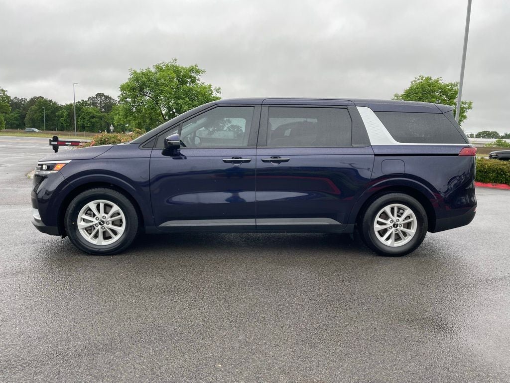 2023 Kia Carnival LX Seat Package