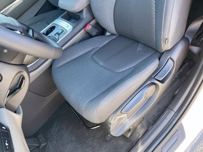 2027 Kia Carnival LX