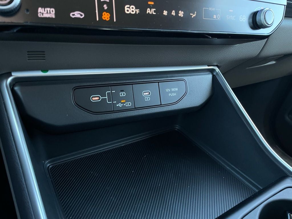 2026 Kia Carnival LXS