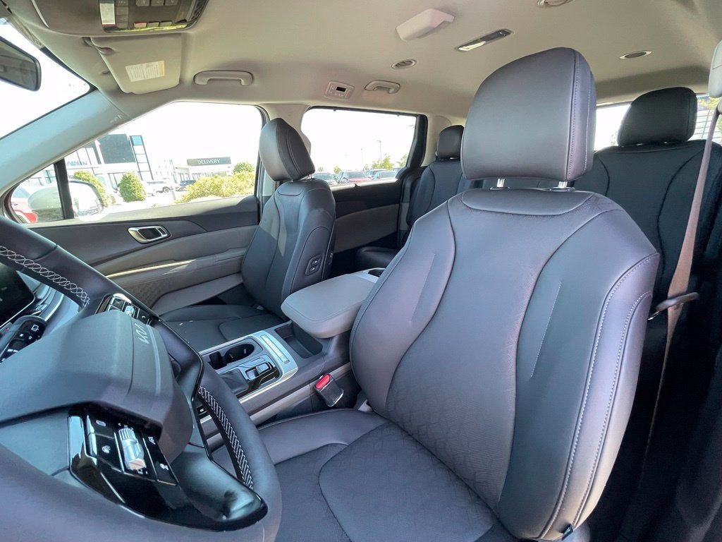 2027 Kia Carnival EX