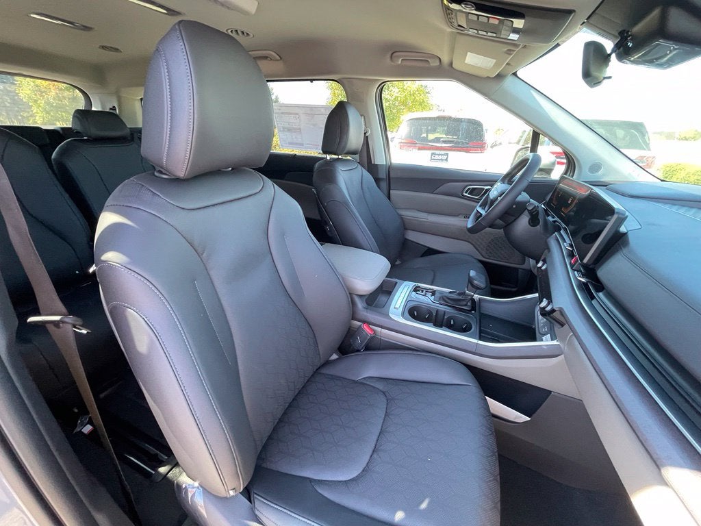 2027 Kia Carnival EX