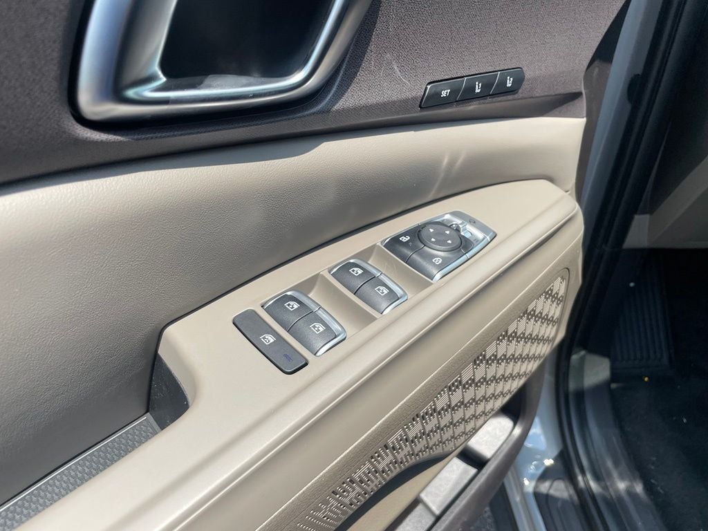 2027 Kia Carnival Hybrid EX