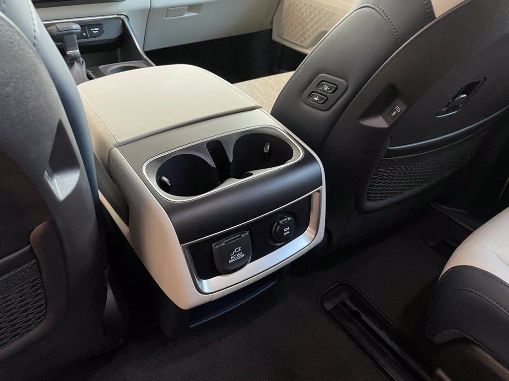 2027 Kia Carnival SX