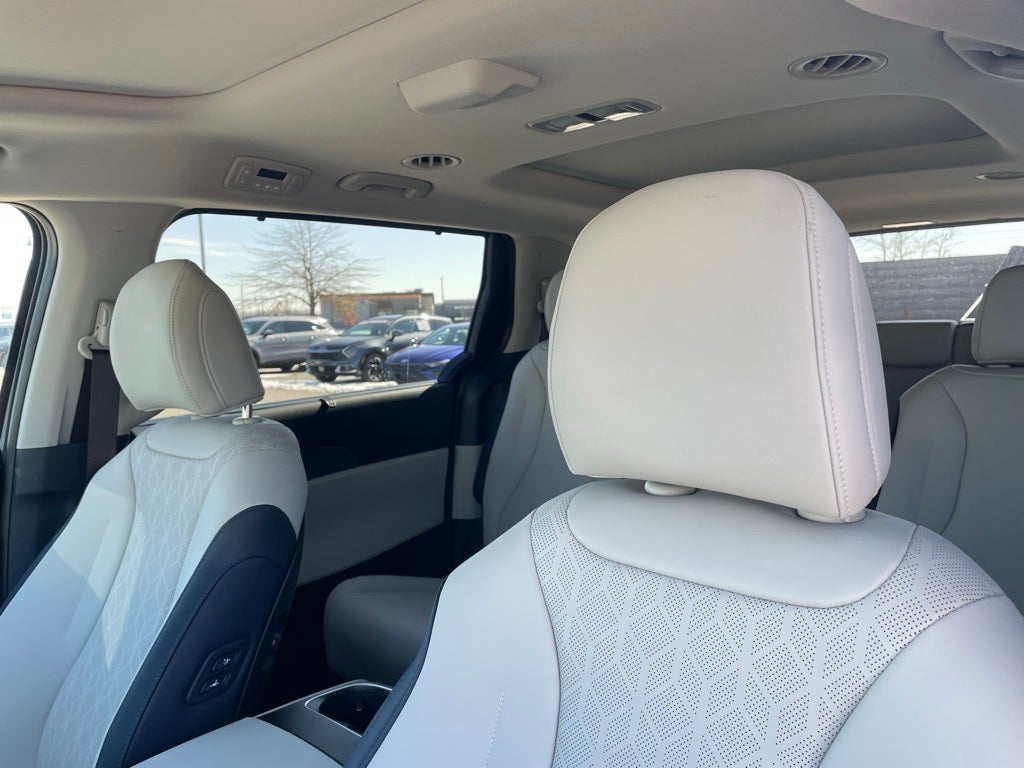 2026 Kia Carnival Hybrid SX