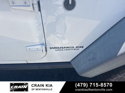 2016 Jeep Wrangler Unlimited Willys - 4WD / CLEAN CARFAX