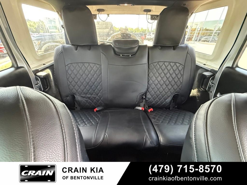 2018 Jeep Wrangler Unlimited Sport - 4WD / CLEAN CARFAX / LIFTED!