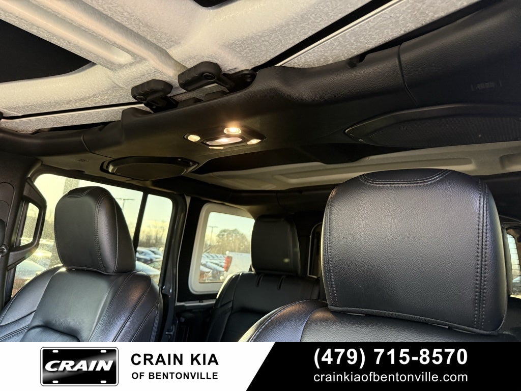 2019 Jeep Wrangler Unlimited Sahara Altitude - 4WD