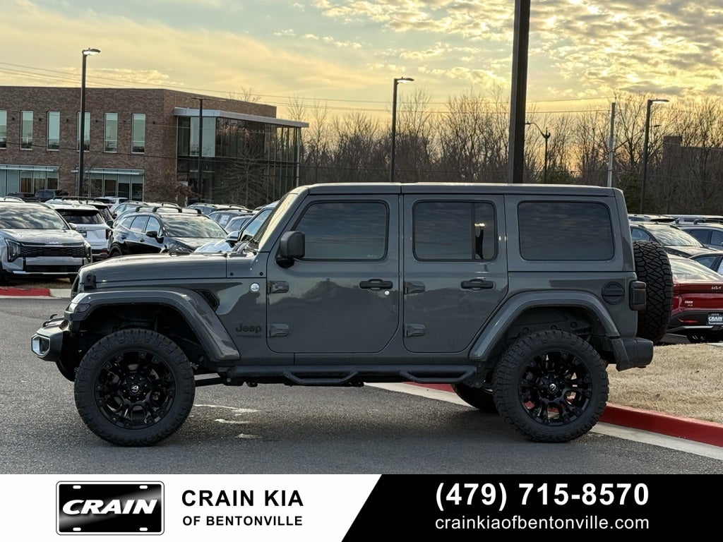 2019 Jeep Wrangler Unlimited Sahara Altitude - 4WD