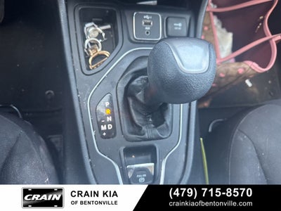 2019 Jeep Cherokee Latitude - CARFAX ONE OWNER