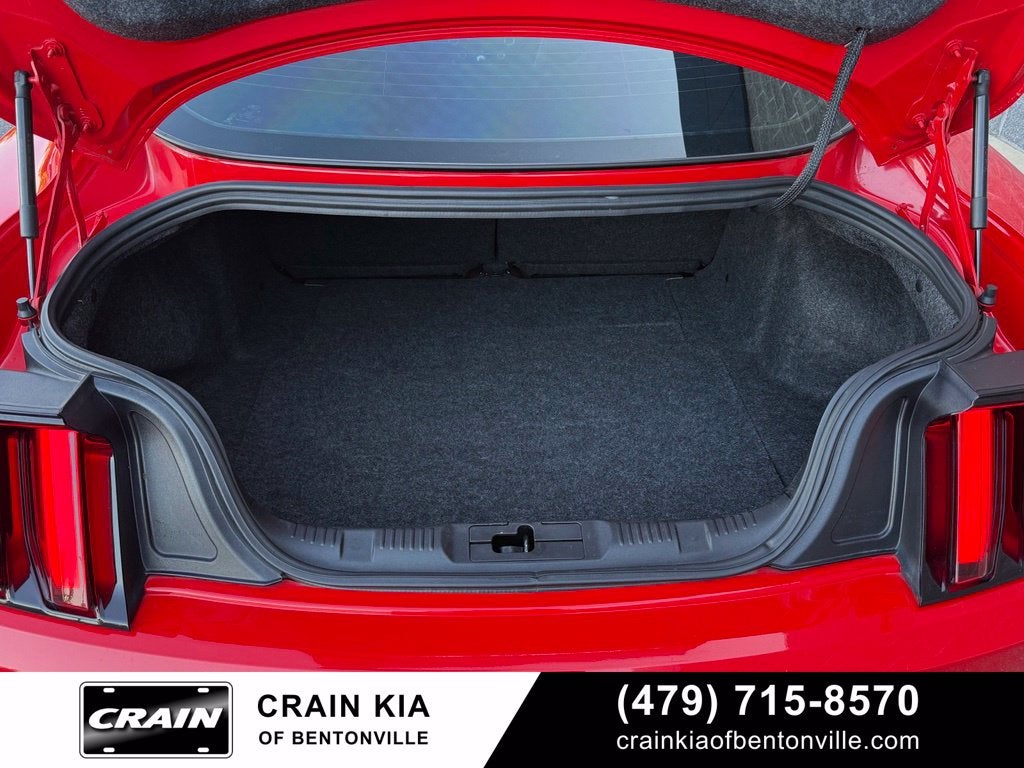 2016 Ford Mustang GT - 5.0 L V8 / CLEAN CARFAX