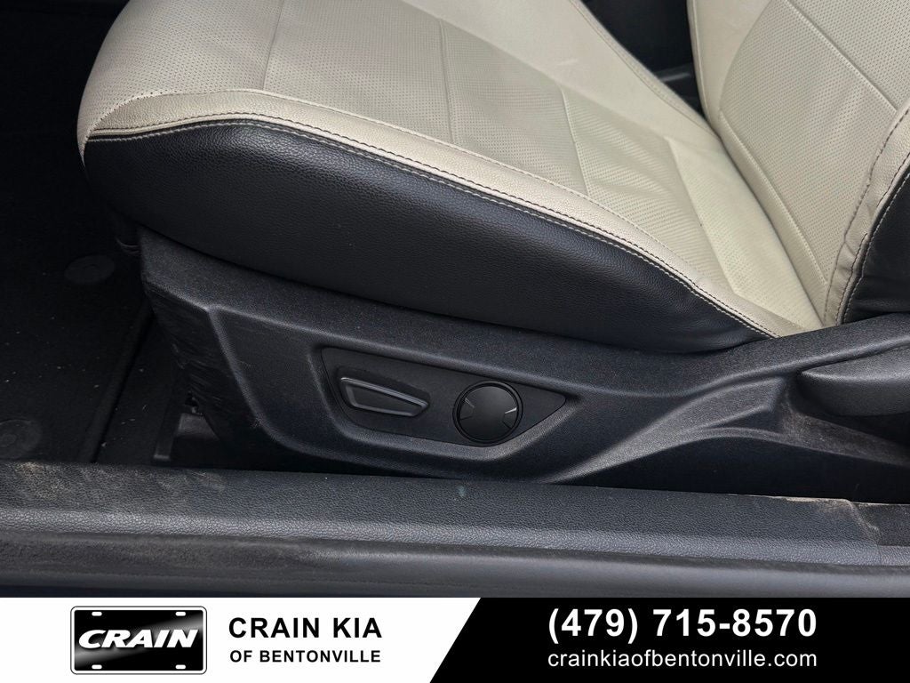 2021 Ford Mustang EcoBoost Premium - CLEAN CARFAX