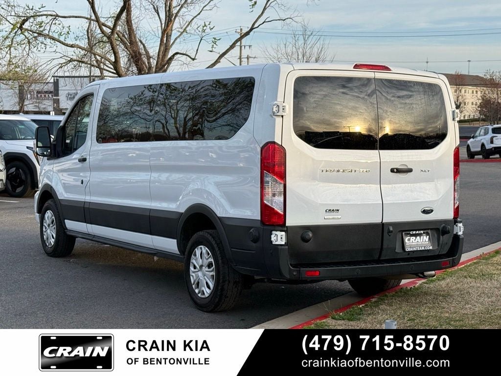 2024 Ford Transit-350 XLT - 12 PASSENGER / CLEAN CARFAX / ONE OWNER