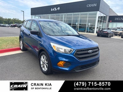2017 Ford Escape S - CLEAN CARFAX / ONE OWNER