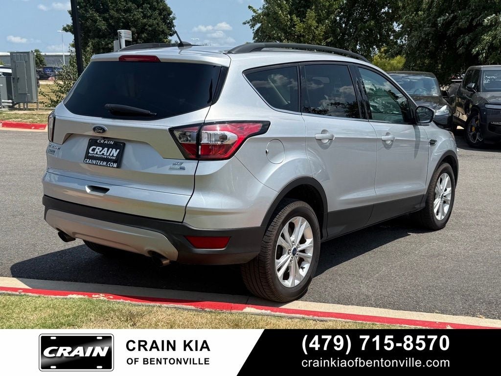 2018 Ford Escape SE - 4WD / CLEAN CARFAX / ONE OWNER