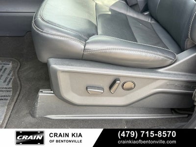 2025 Ford Expedition Platinum - 4WD / PANORAMIC SUNROOF / ONE OWNER